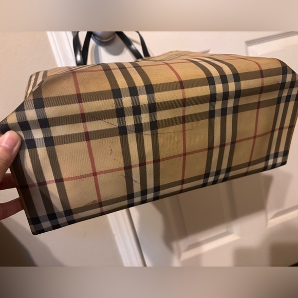 Burberry Tan and Black Structured Tote Bag - Picture 4 of 5